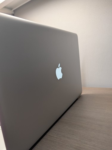 Nice apple macbook pro - macbook,